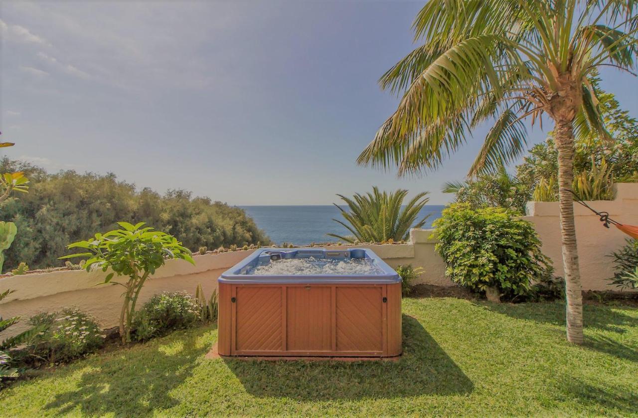 Villa In Protected Space In Front Of The Sea Los Realejos Luaran gambar