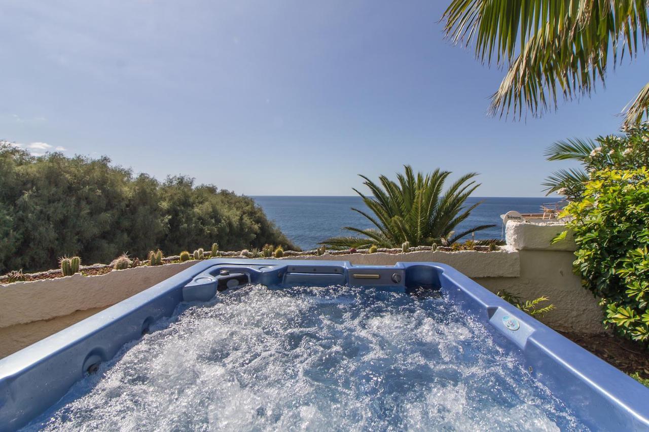 Villa In Protected Space In Front Of The Sea Los Realejos Luaran gambar